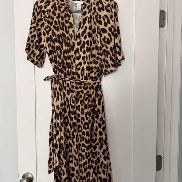 Leopard Print Maxi Dress - Picture 3 of 3